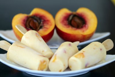 Yummy Link: Nectarine and Yogurt Lollies
