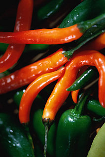 Cut Hot Peppers Without The Burn