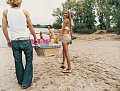 Come Party With Me: Beach Picnic - The Look & Music