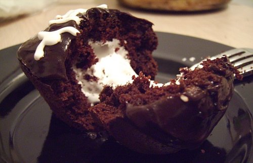 Yummy Link: Homemade Hostess Cupcakes