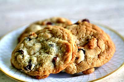 Yummy Link: Brandied Cranberry, White Chocolate Chip Cookies