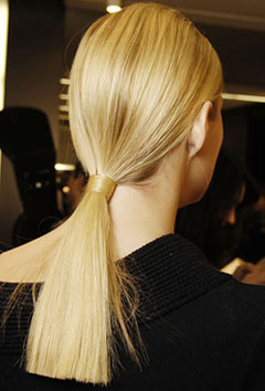 How To: The Perfect Low Ponytail