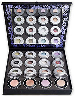 Bellissima! Urban Decay Eye Shadow Vault