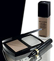 Product Review:  Chanel Mat Lumière Foundation