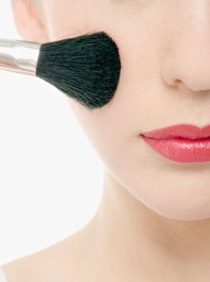 BellaSugar's Guide To The Best Blushers For Your Skin Tone