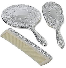 BellaSugar's Gift Guide: Your Favorite Female Relative