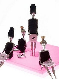 Daily Tech: Barbie B2 Touchscreen MP3 Player