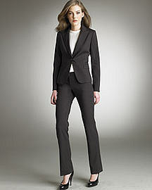 peaked lapels collar