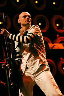 Song of the Day: Smashing Pumpkins, "Landslide"