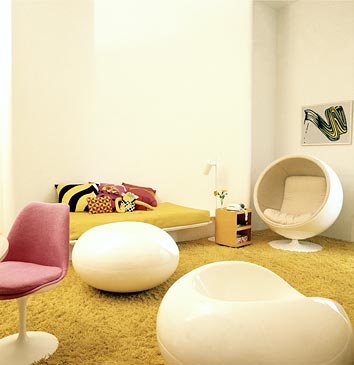 Midday Muse: Pastel Plastic Playground