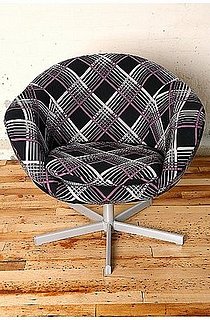 Steal of the Day:  Preppy Plaid Chair