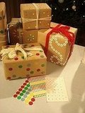 Deck the Haus DIY: Wrapping With Craft Paper Deck the Haus DIY: Wrapping With Craft Paper