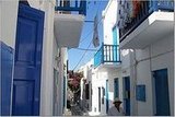 common street in Mykonos