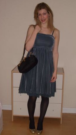 Look of The Day: Holiday Party Sparkler