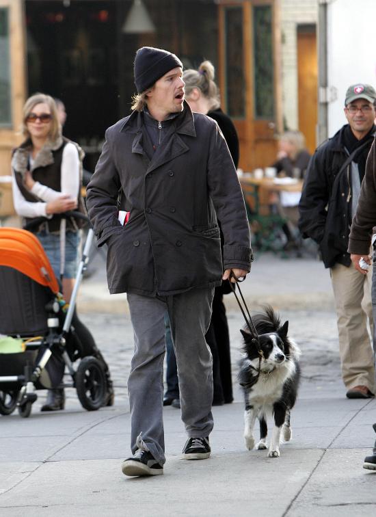 ethan_hawke_061127_04