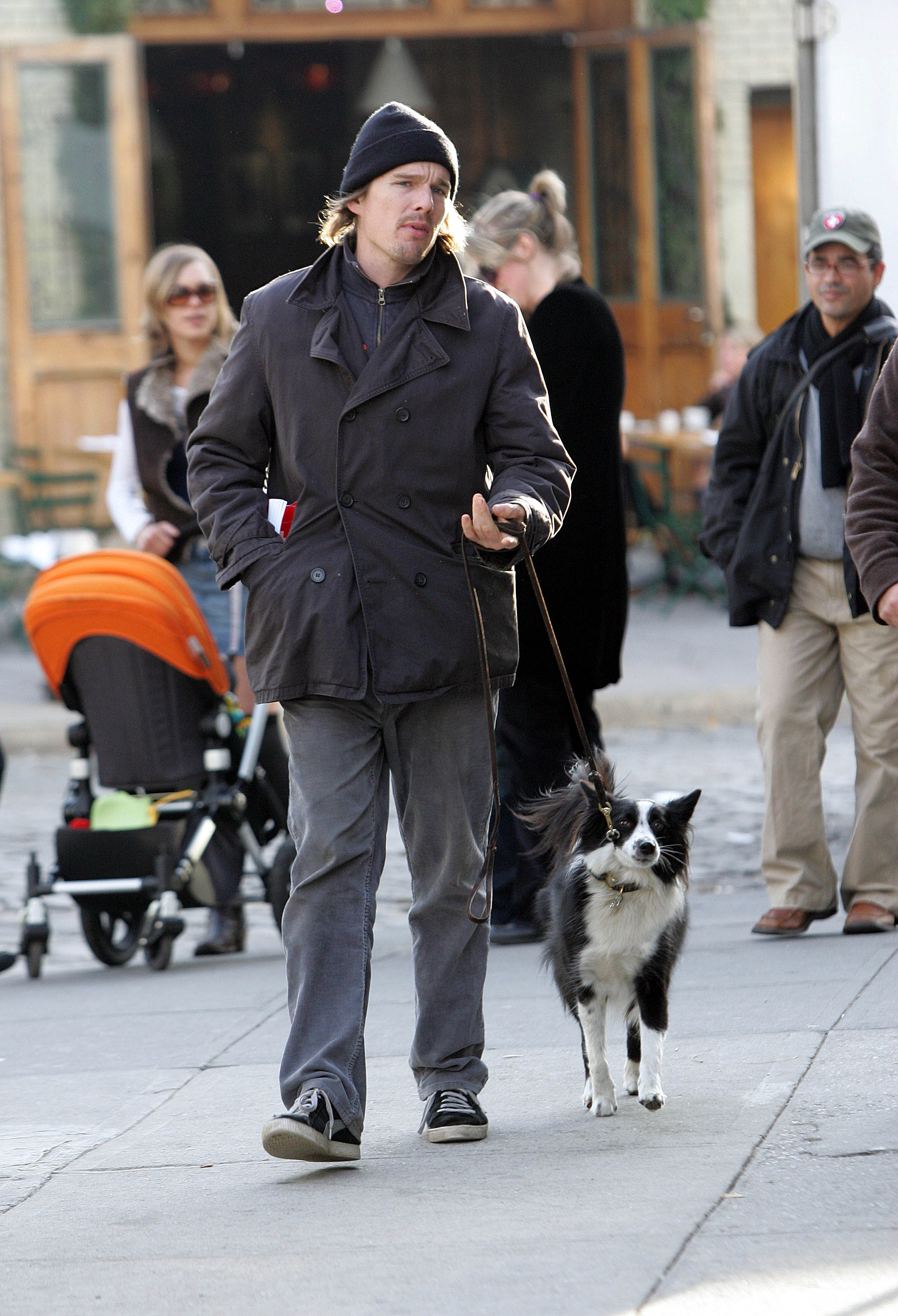 ethan_hawke_061127_05 ethan_hawke_061127_05