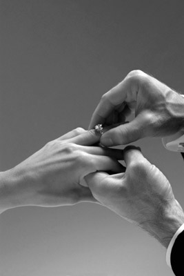 Totally Geeky or Geek Chic? Buying Engagement Rings Online
