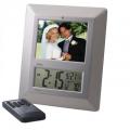 Totally Geeky or Geek Chic? Digital Frame and Clock