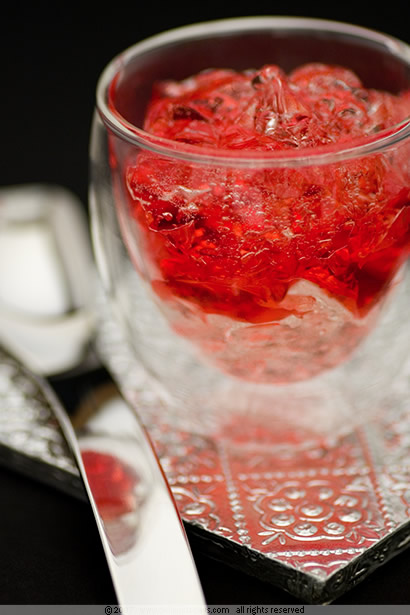 Yummy Links - From Upscale Jello Shots to Pan-Glazed Tofu