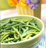 Old-Fashioned Side: Garlicky Green Beans