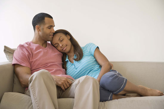 7-amazing-reasons-you-should-cuddle-with-your-spouse-information-nigeria