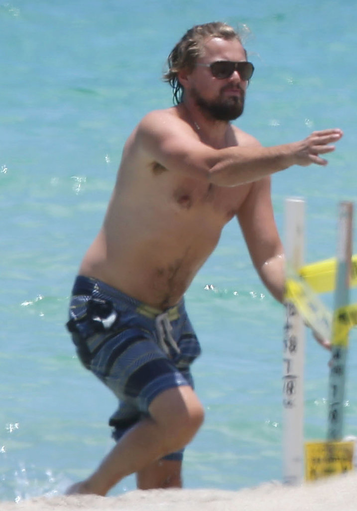 Shirtless Leonardo DiCaprio in Miami Beach 2014 | Pictures | POPSUGAR ...